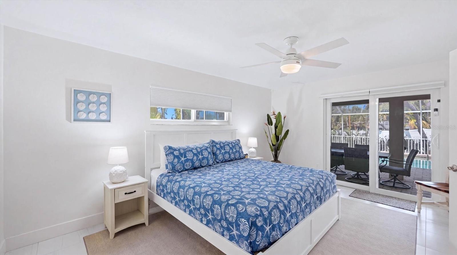 5333 SIESTA CT
