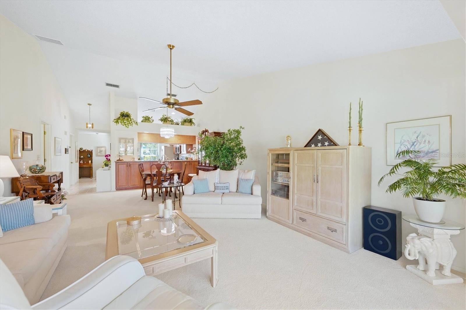 6089 CLUBSIDE DR #7686