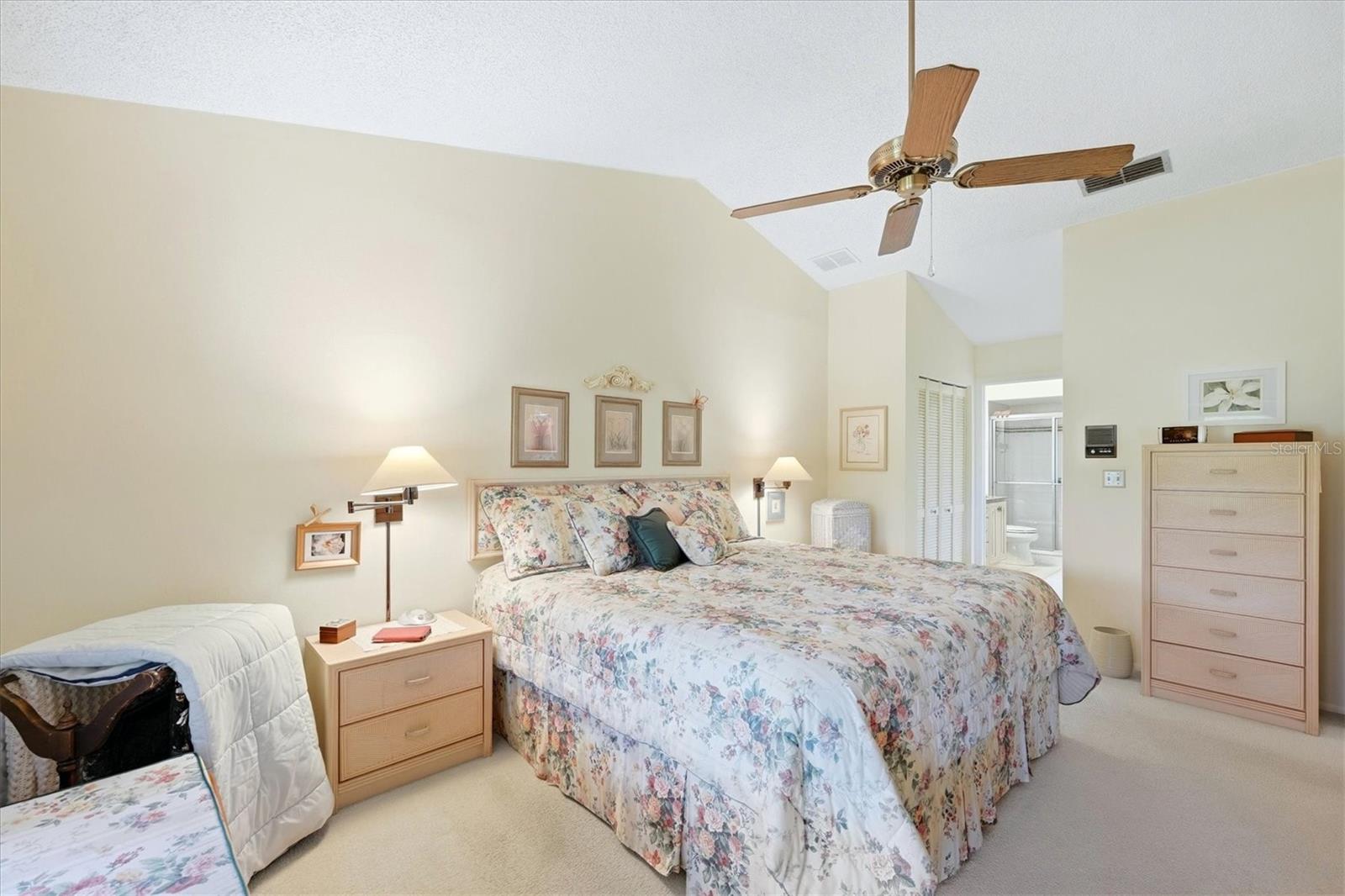 6089 CLUBSIDE DR #7686