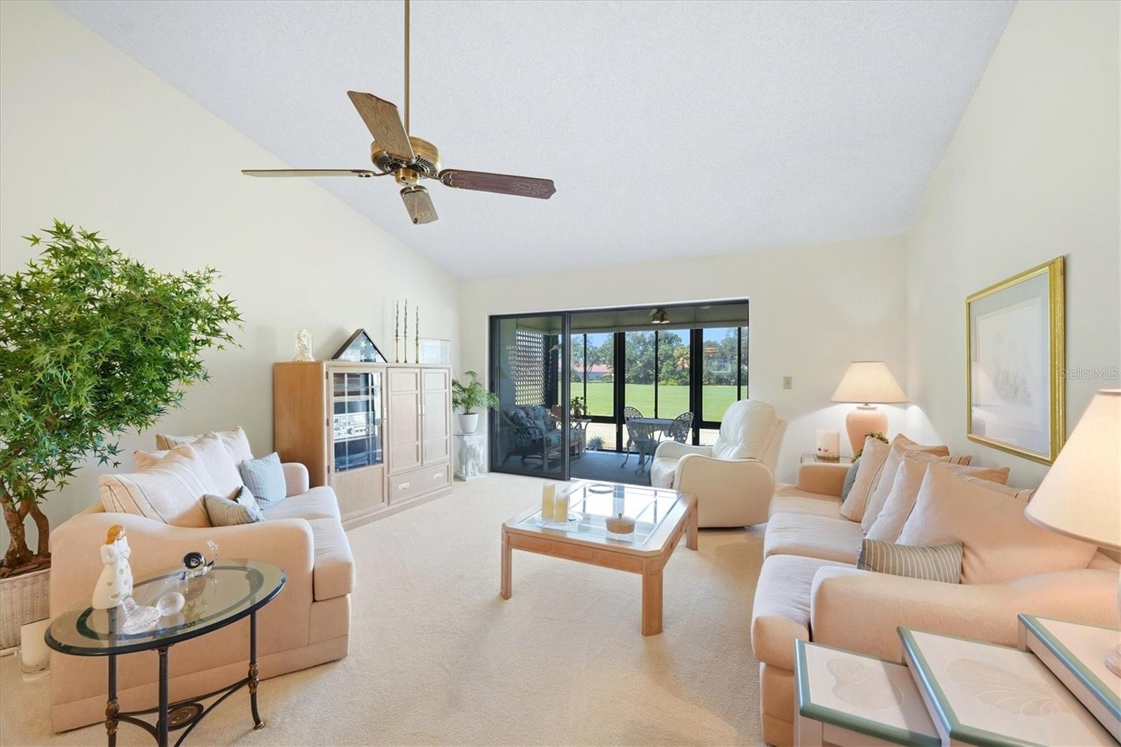 6089 CLUBSIDE DR #7686