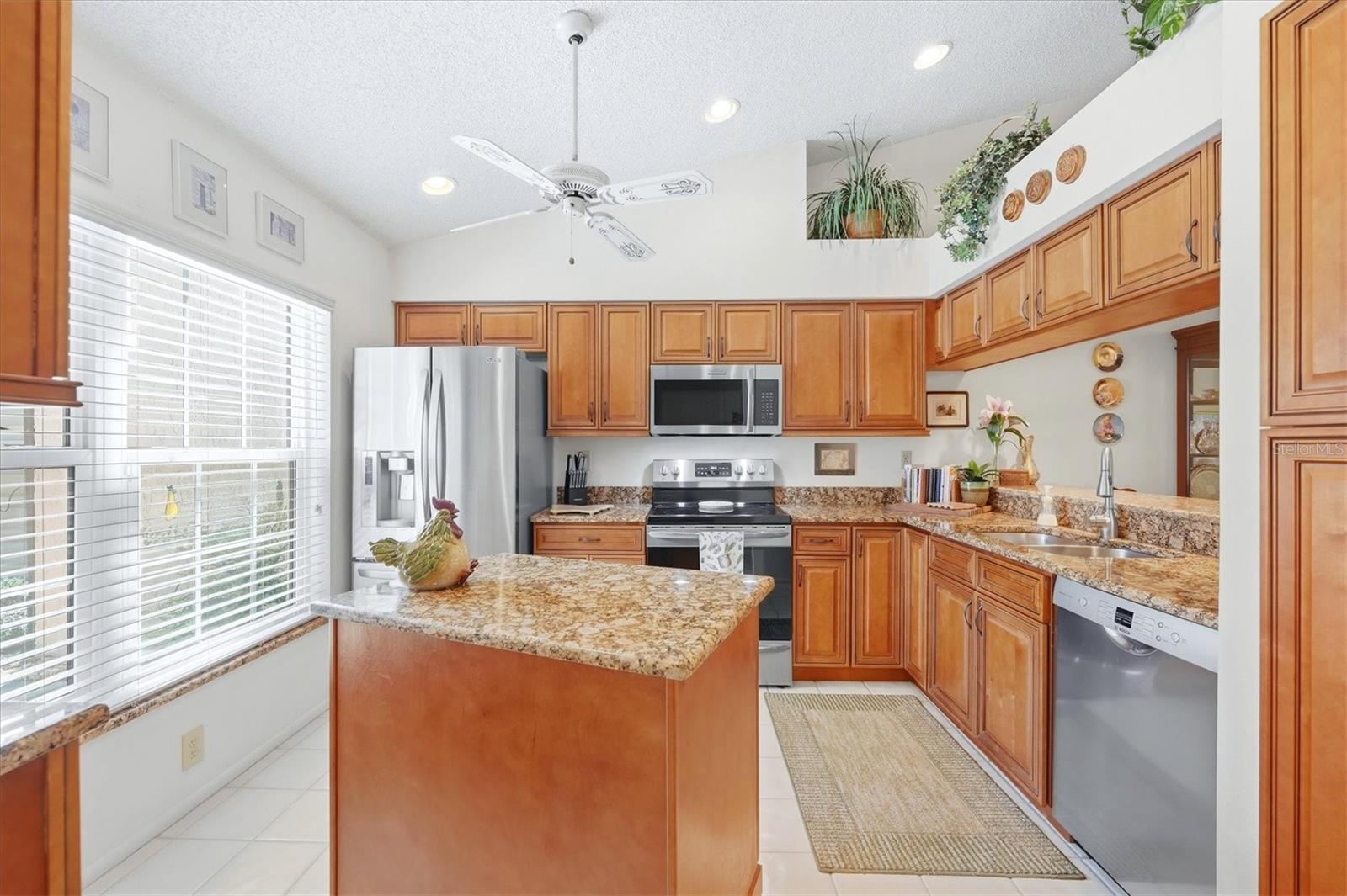 6089 CLUBSIDE DR #7686