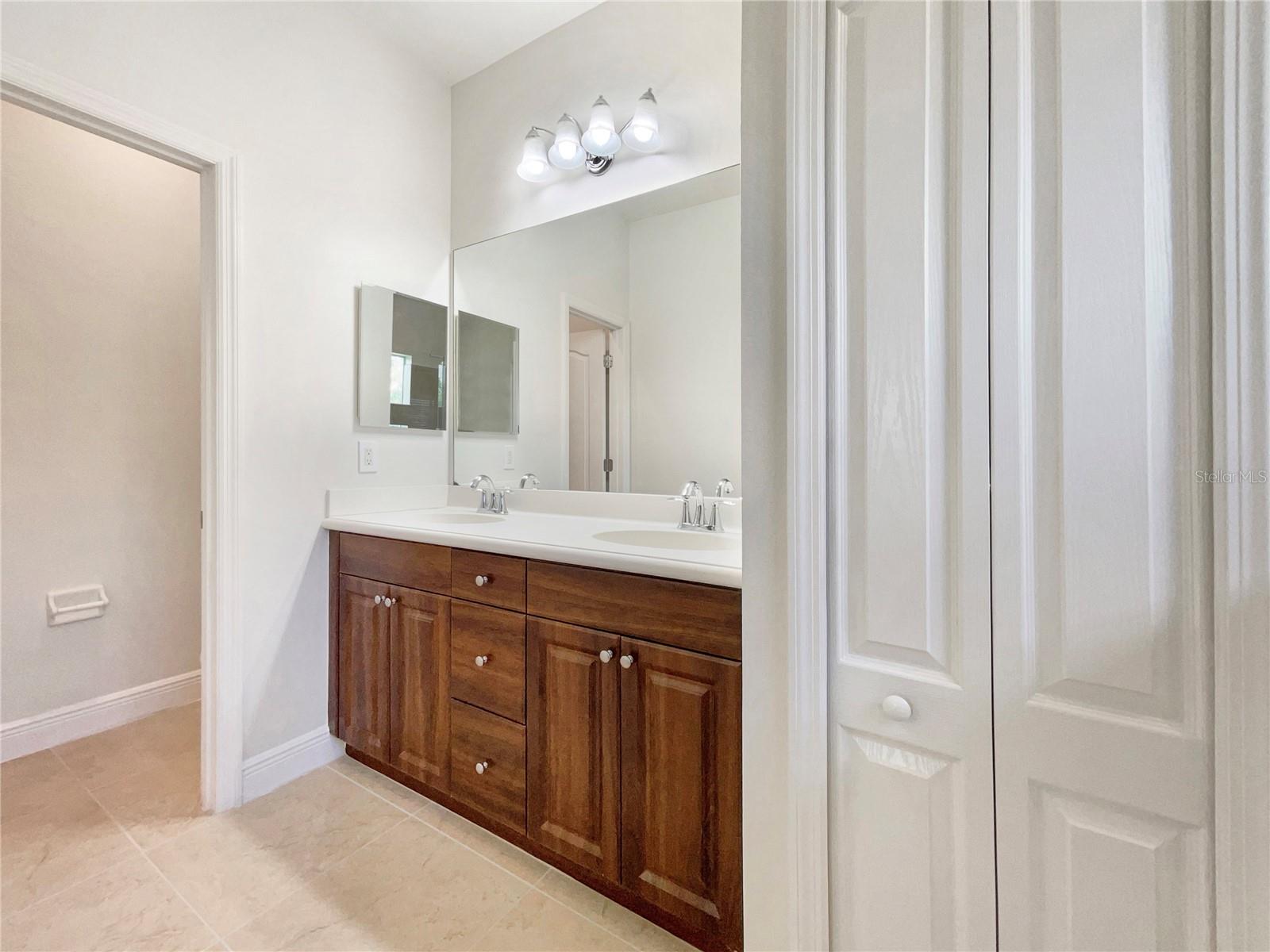 11228 WHITE ROCK TER
