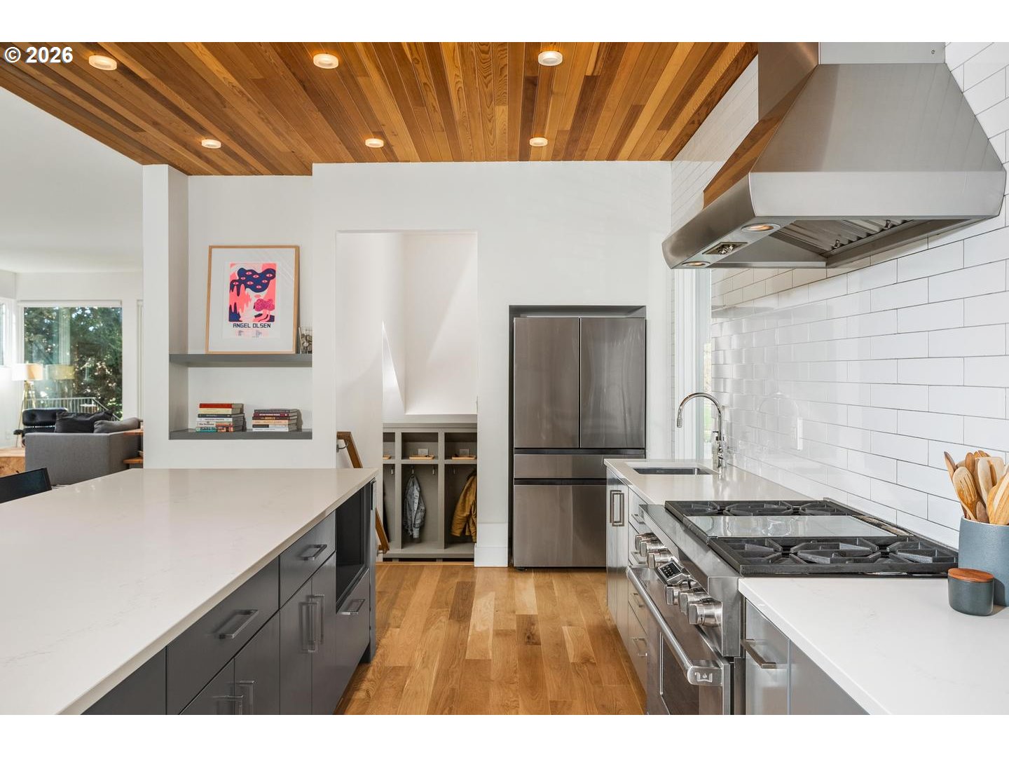 3122 NE 44TH AVE