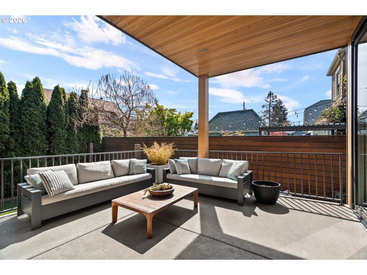 3122 NE 44TH AVE