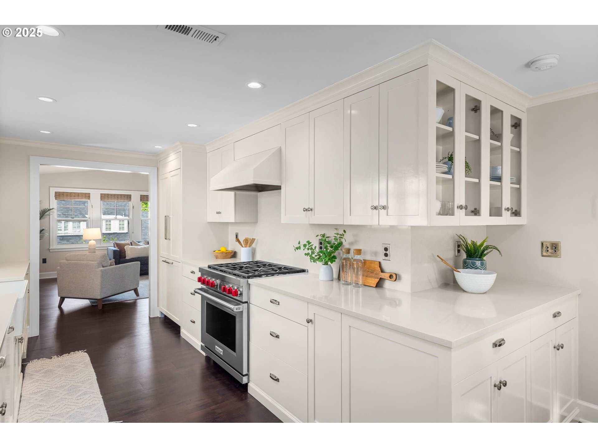 2805 SW ROSWELL AVE