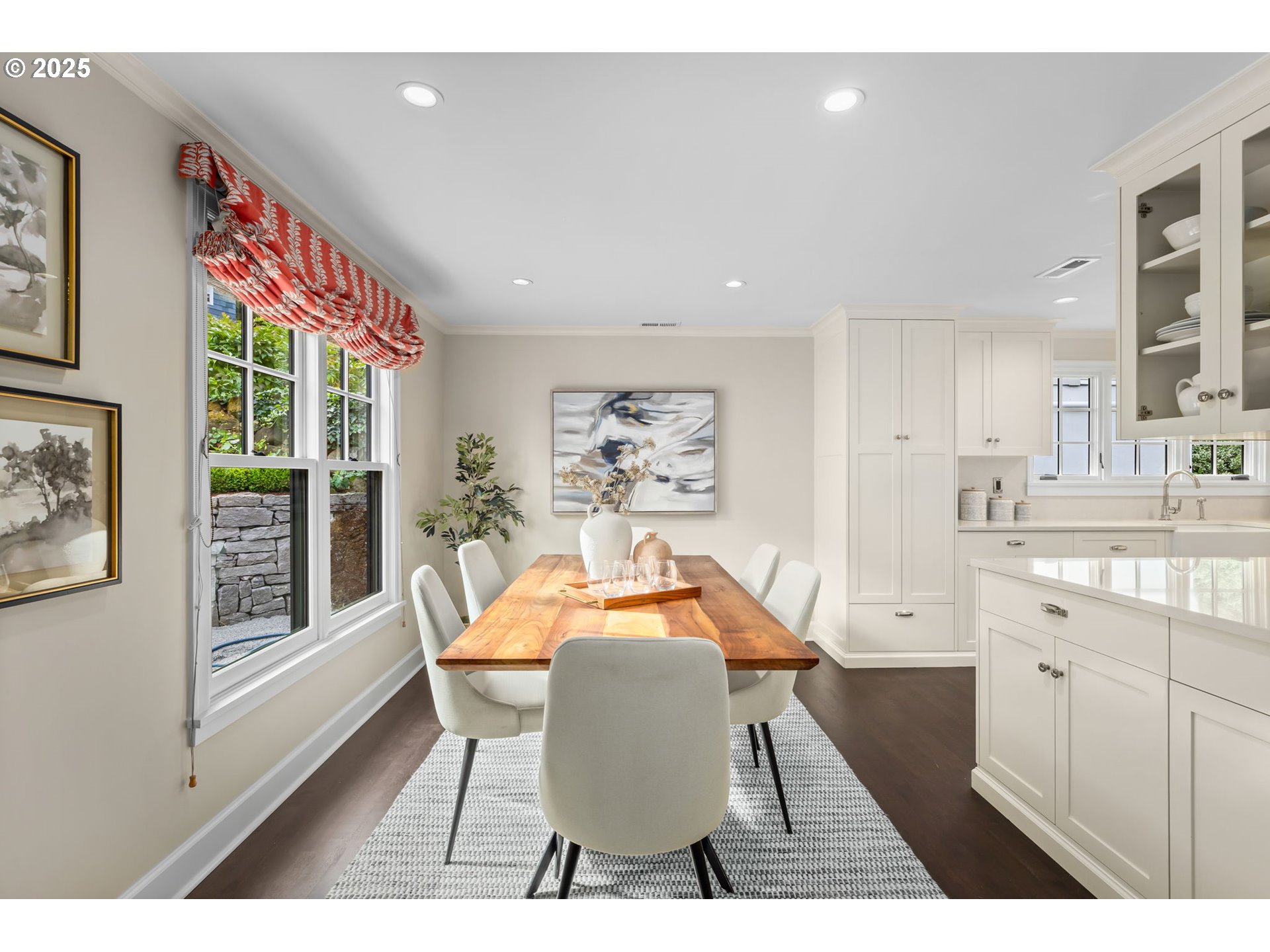 2805 SW ROSWELL AVE