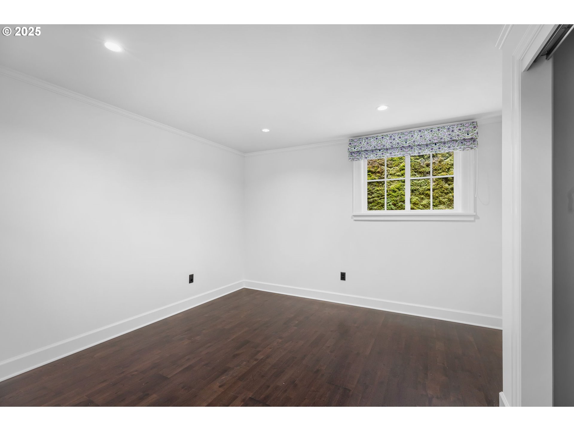 2805 SW ROSWELL AVE