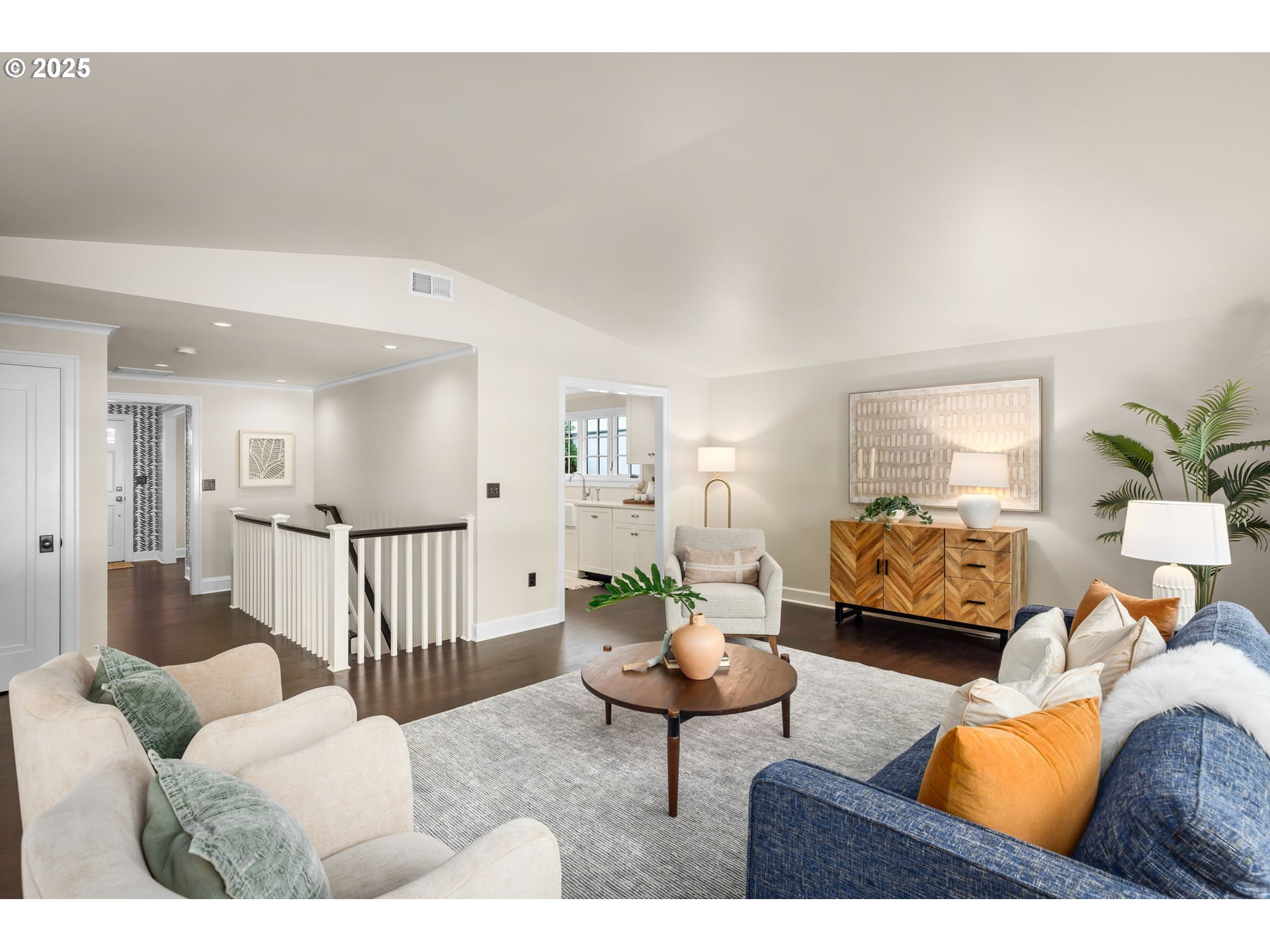 2805 SW ROSWELL AVE