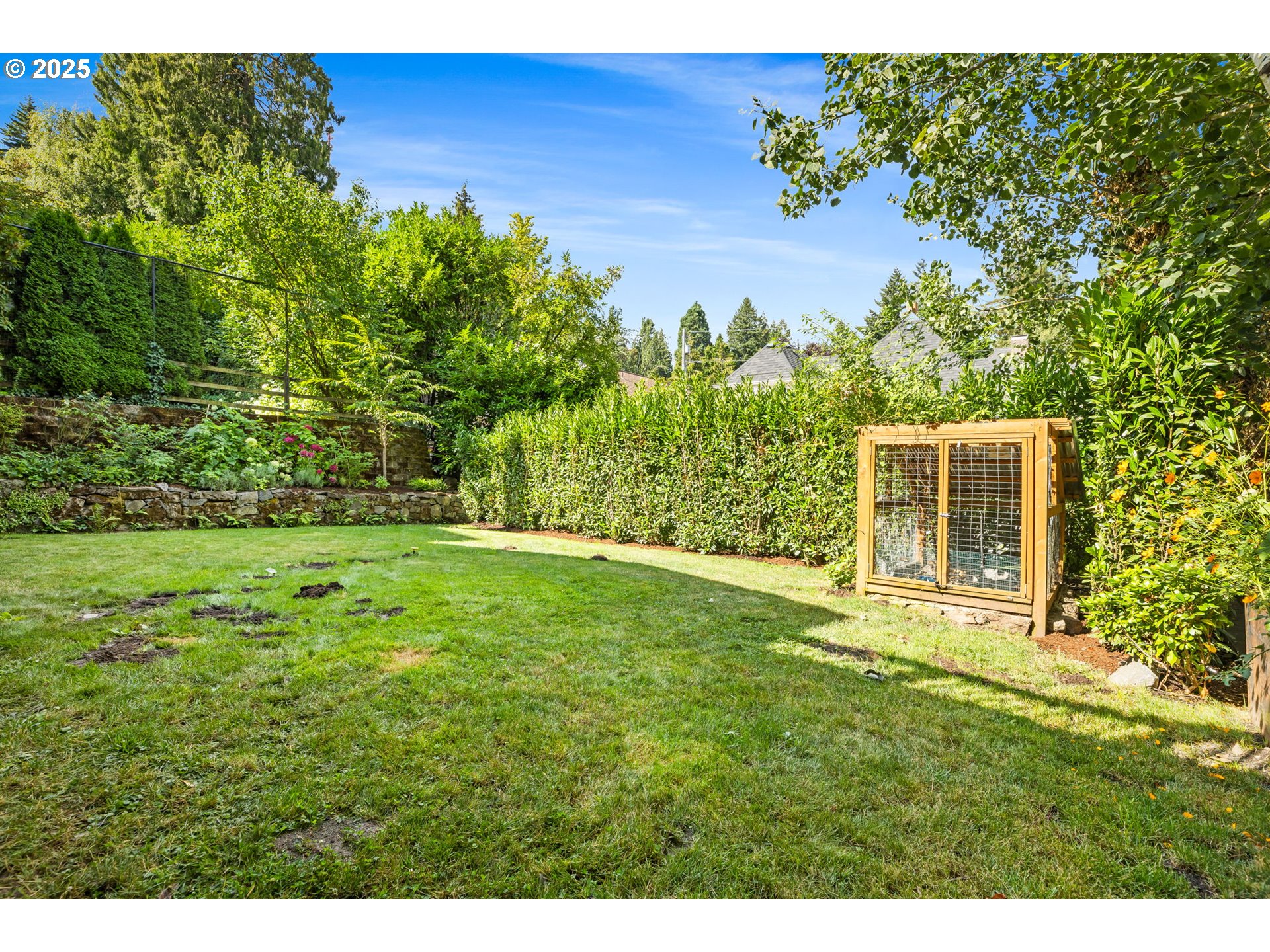 2805 SW ROSWELL AVE