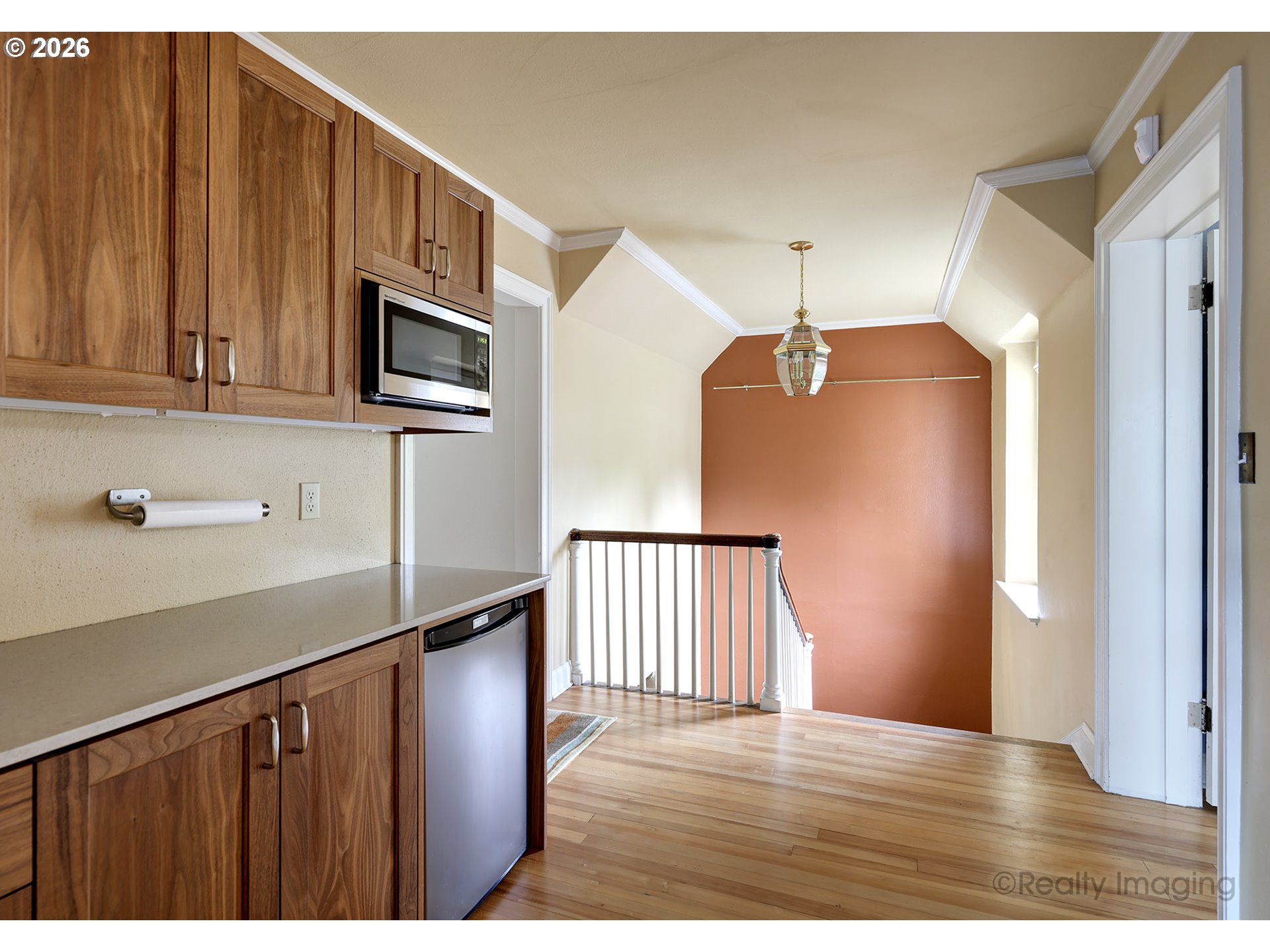 1975 SW EDGEWOOD RD