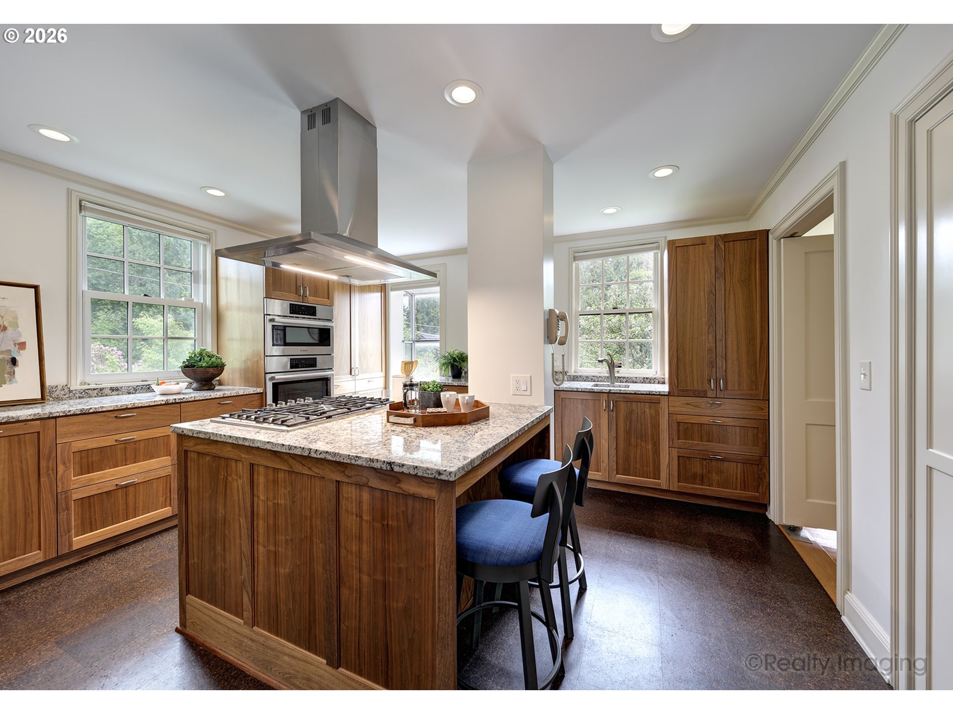 1975 SW EDGEWOOD RD