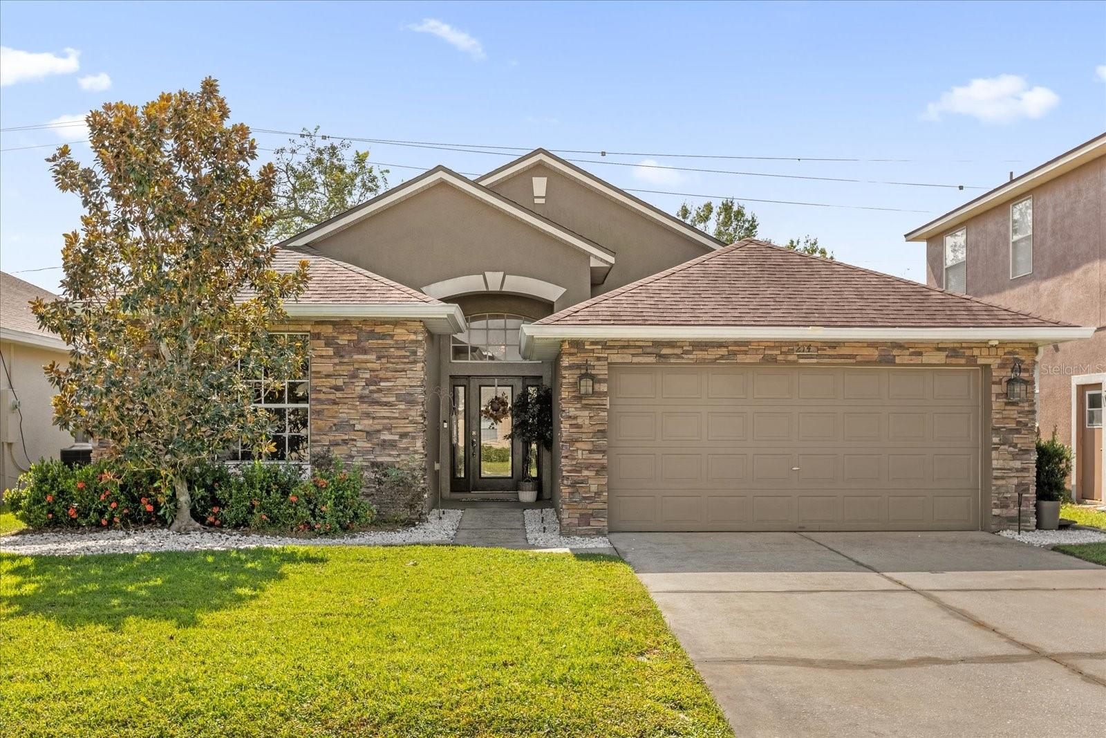 214 VENETIAN BAY CIR