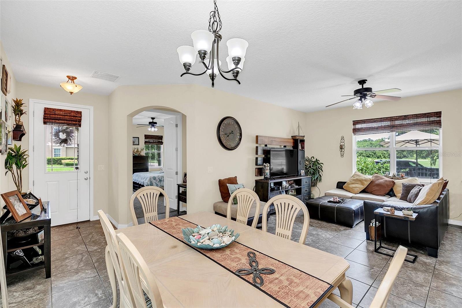 15787 AVENUE OF THE ARBORS