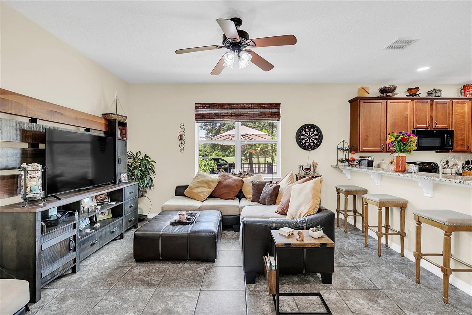 15787 AVENUE OF THE ARBORS