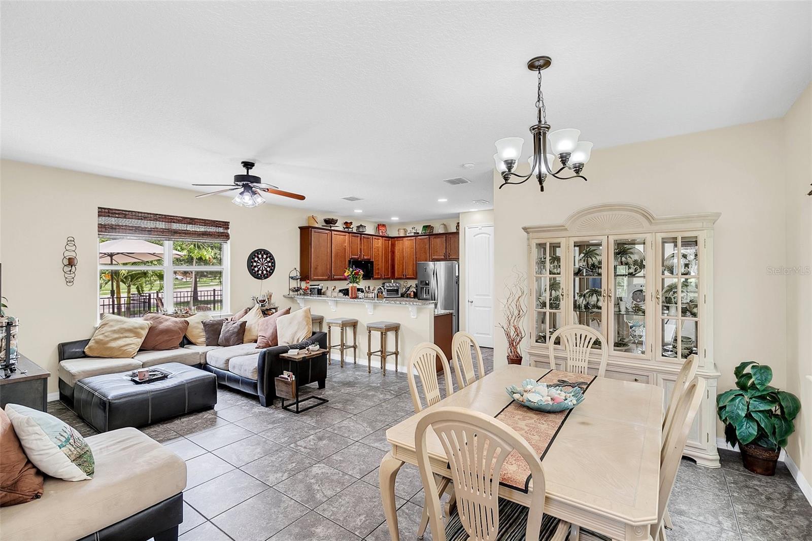 15787 AVENUE OF THE ARBORS