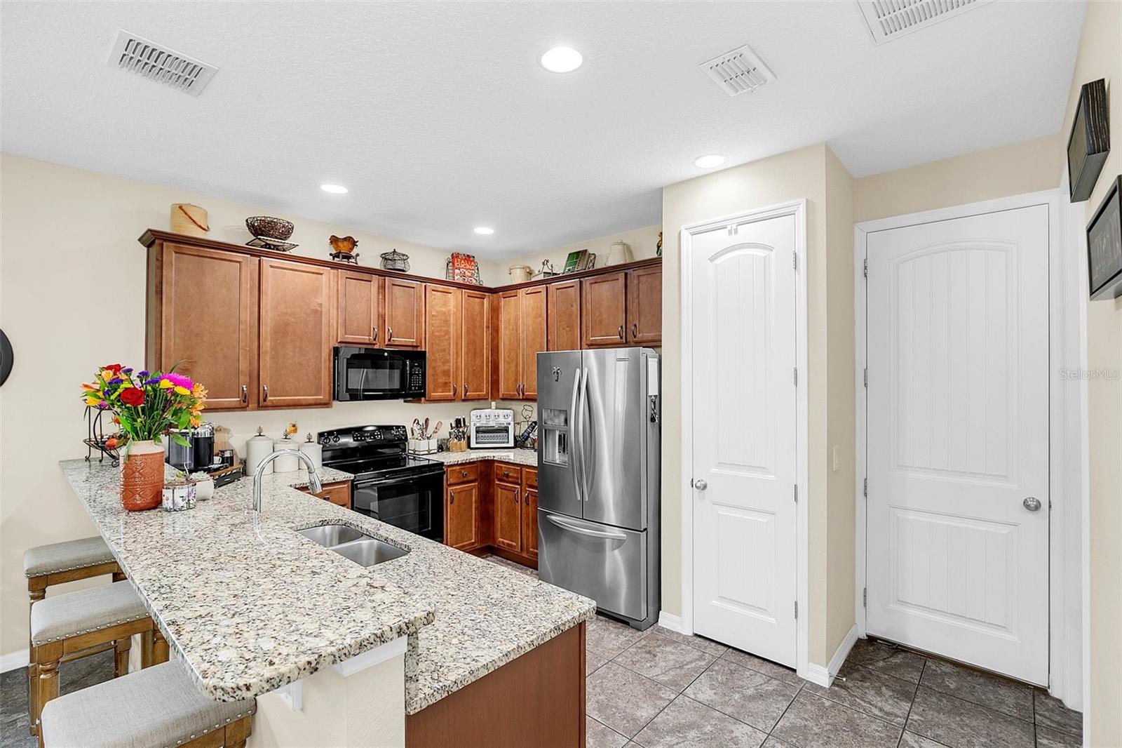 15787 AVENUE OF THE ARBORS