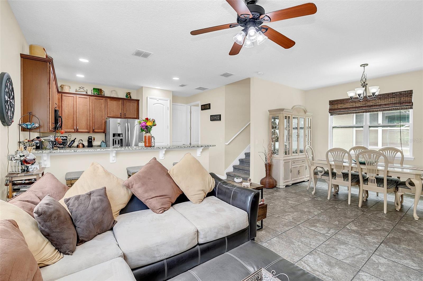 15787 AVENUE OF THE ARBORS