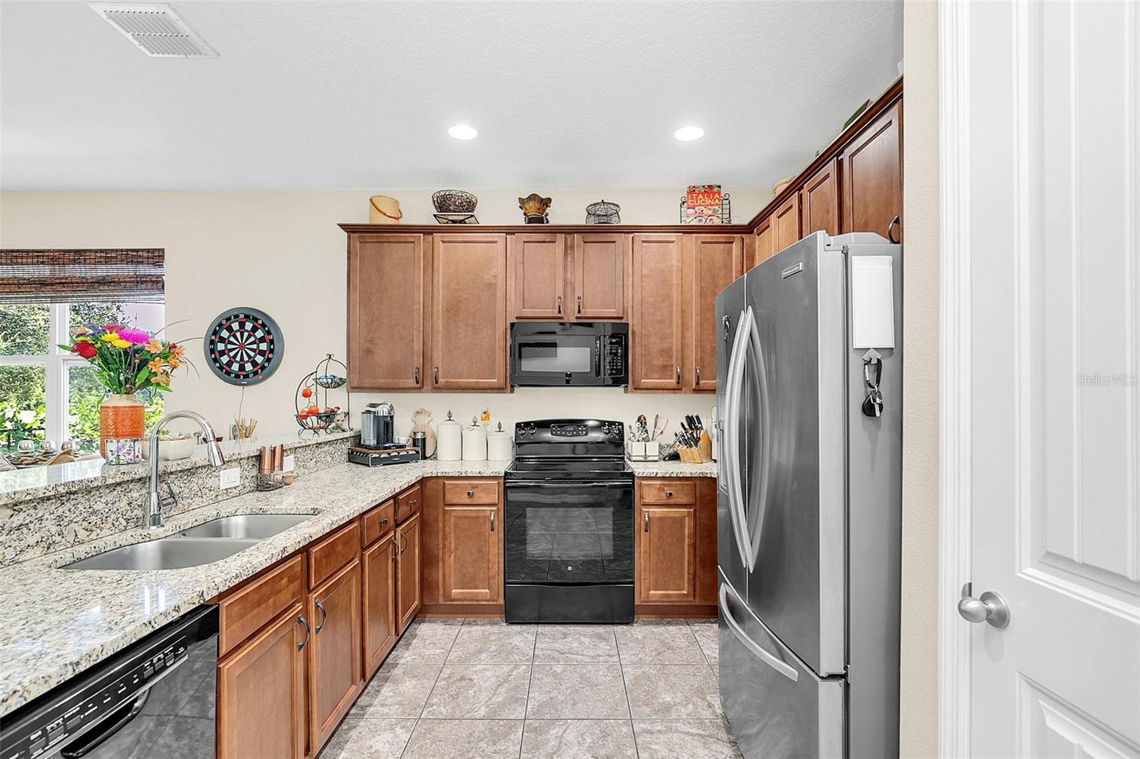 15787 AVENUE OF THE ARBORS