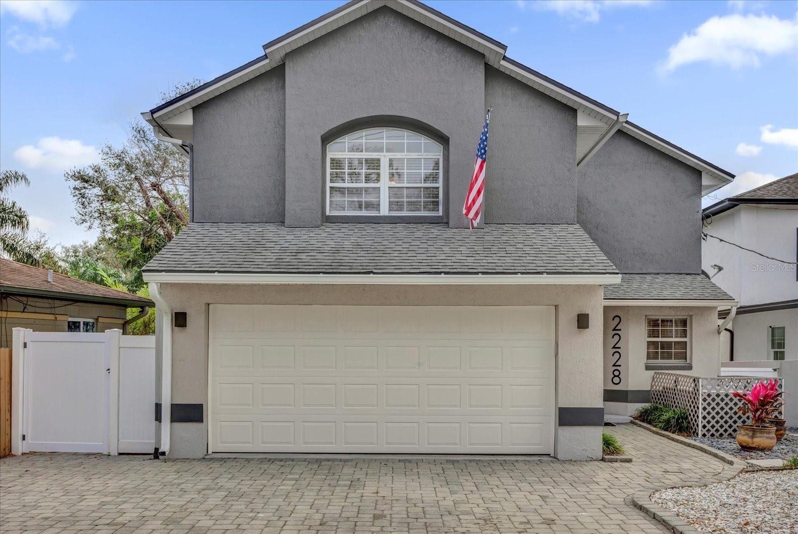 2228 HOFFNER AVE