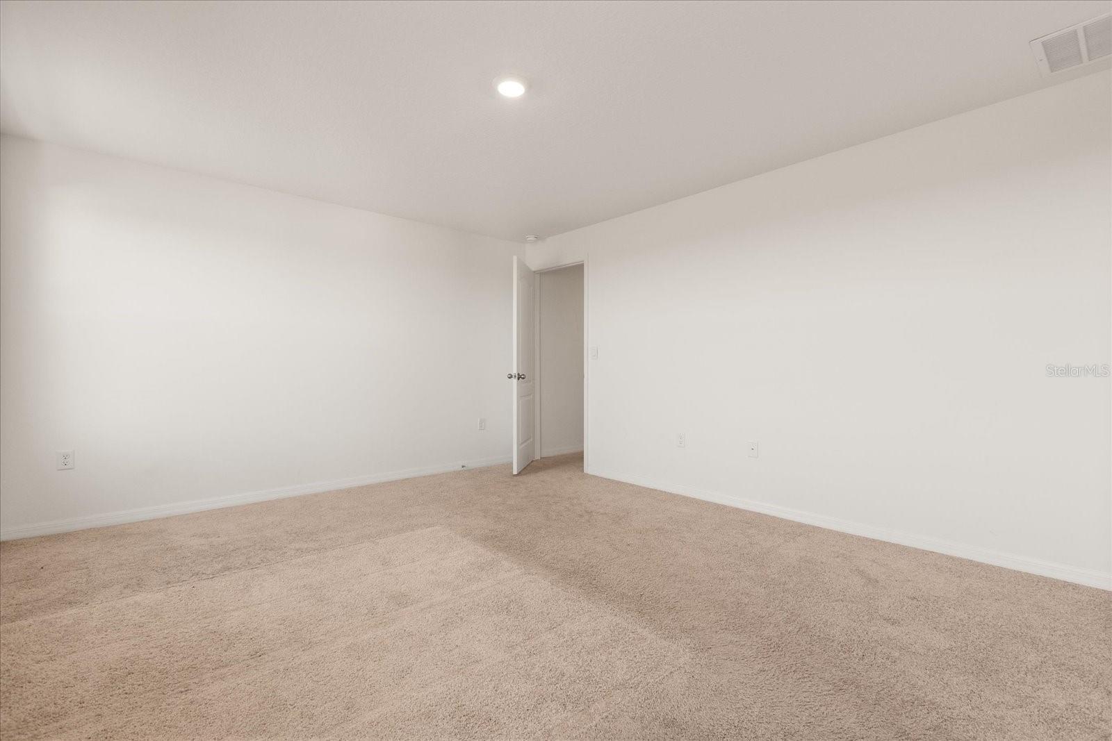 1830 JUNEBERRY ST