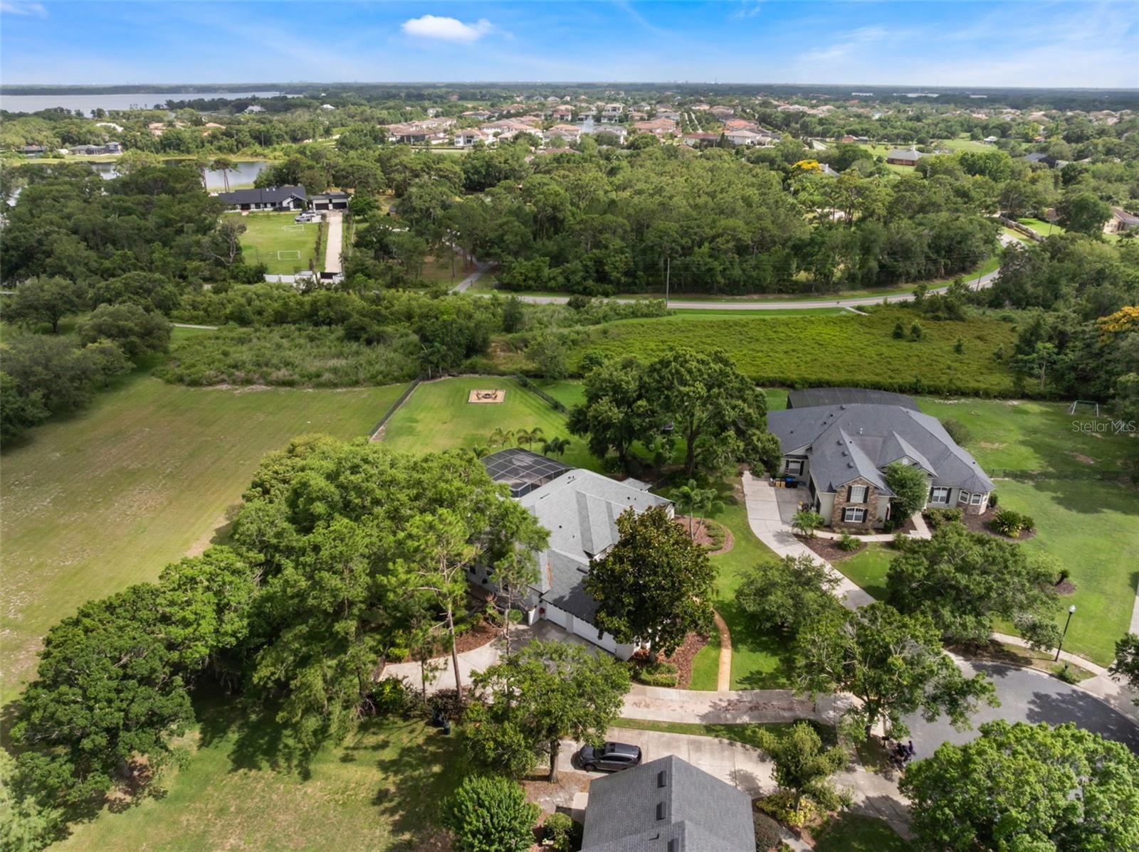 2106 RIDGEWIND WAY