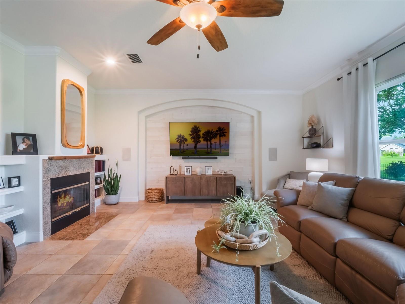 2106 RIDGEWIND WAY