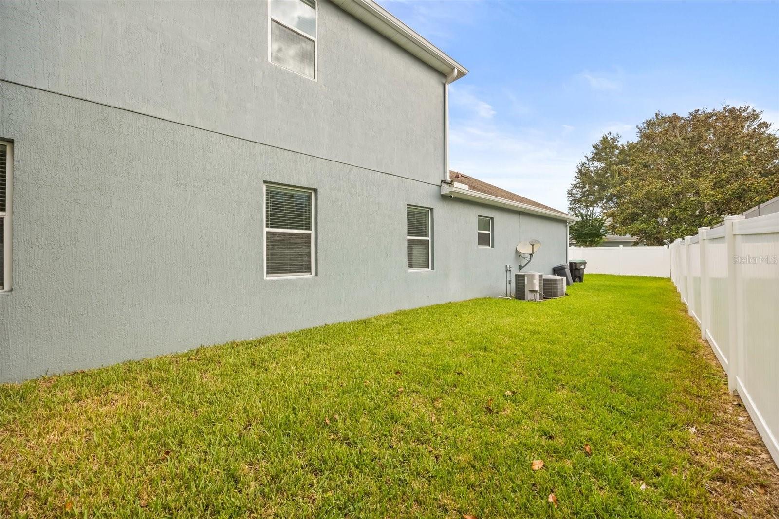 6846 HELMSLEY CIR