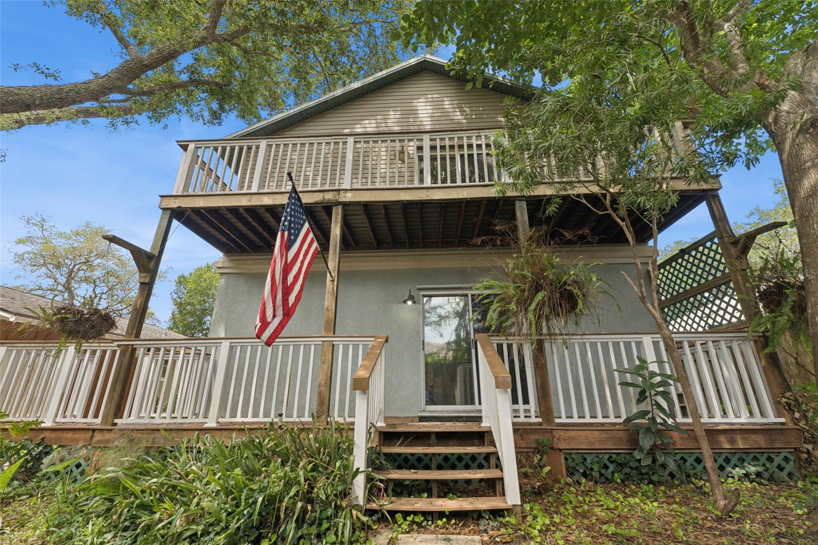 11 LISBON ST