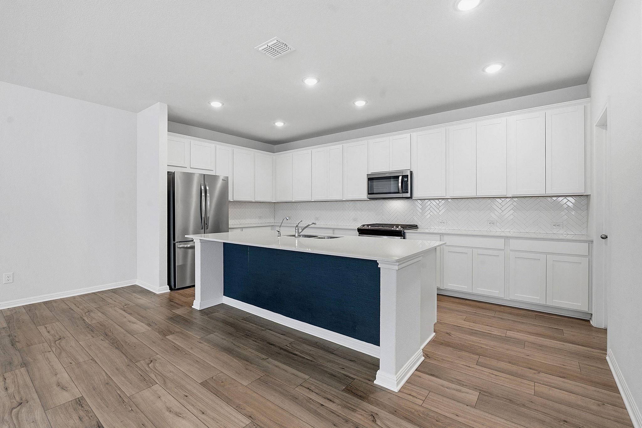 117 Clemens DR