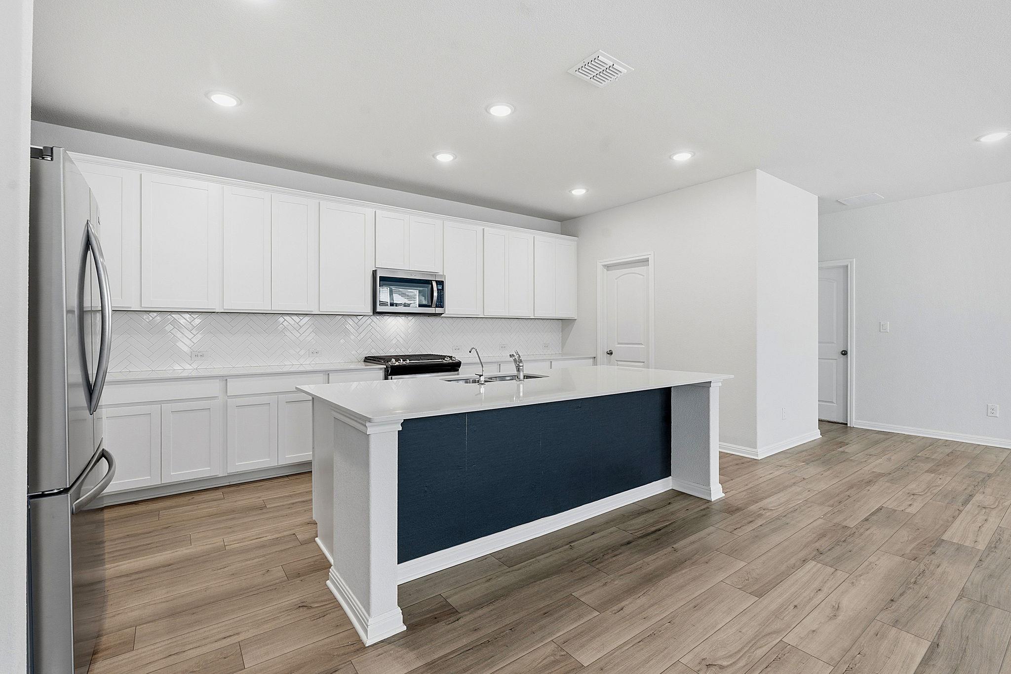 117 Clemens DR