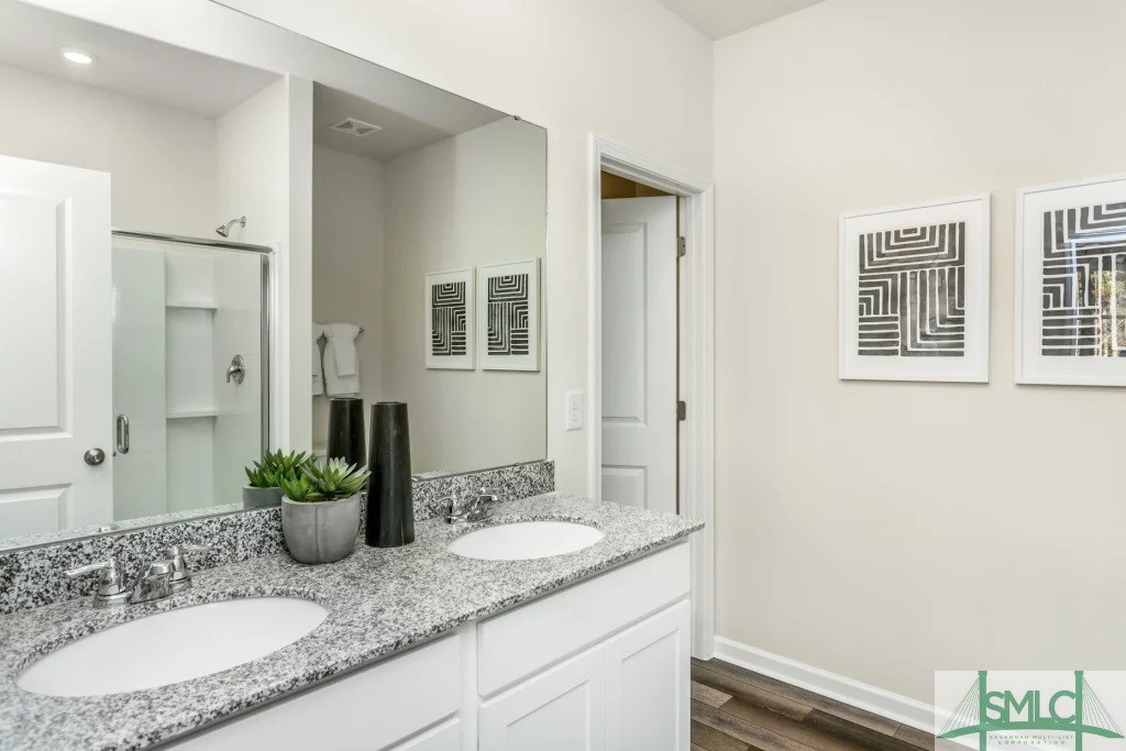 252 Shade Tree Drive