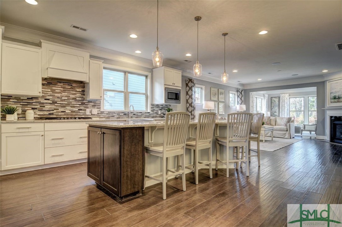 449 Mandeville Drive