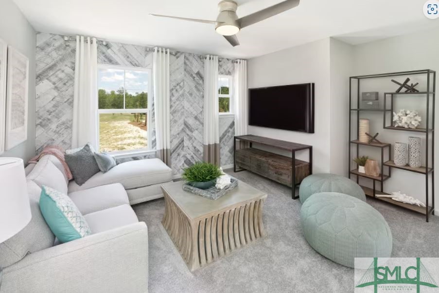 112 Monterey Loop