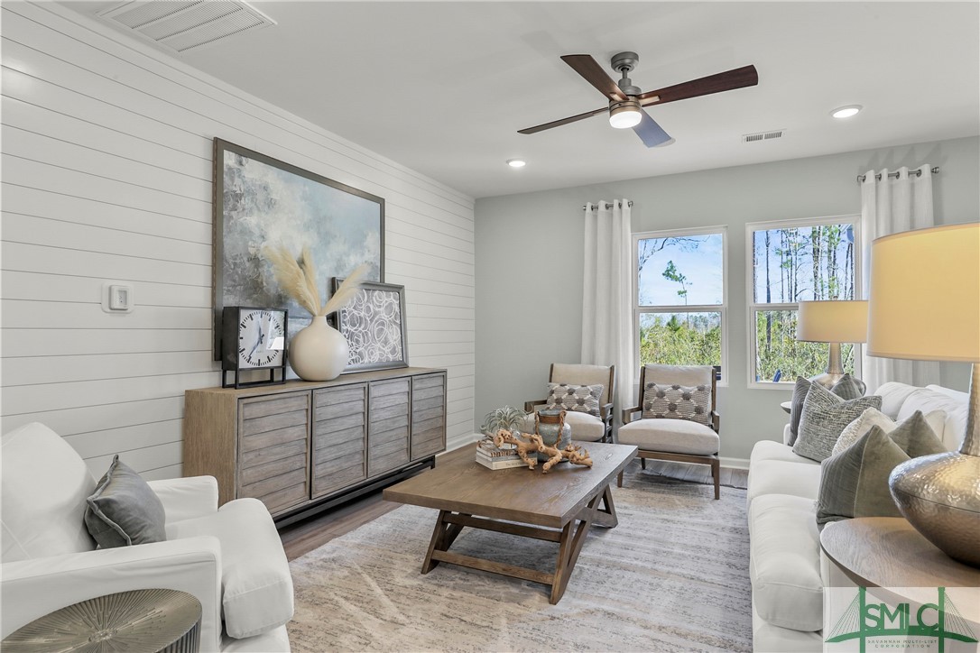 260 Monterey Loop