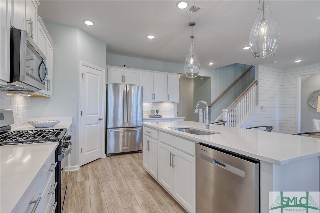 260 Monterey Loop