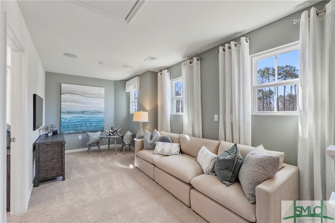 260 Monterey Loop