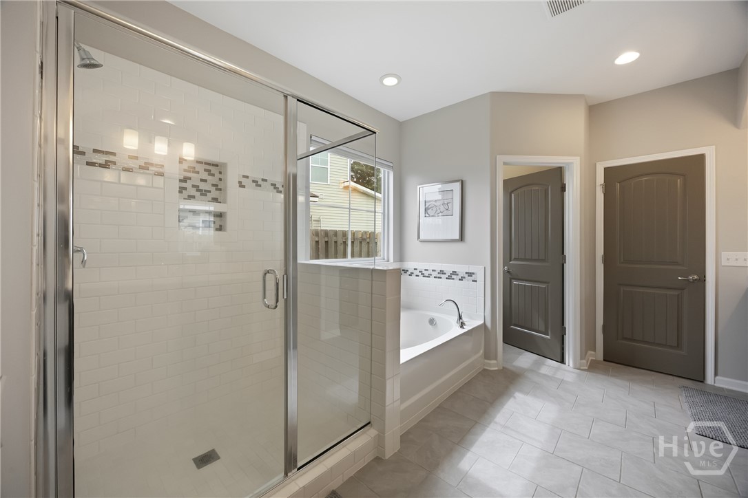 196 Willow Point Circle