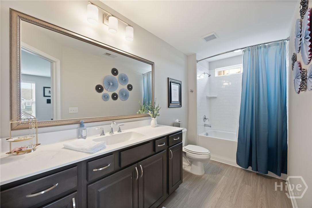 196 Willow Point Circle