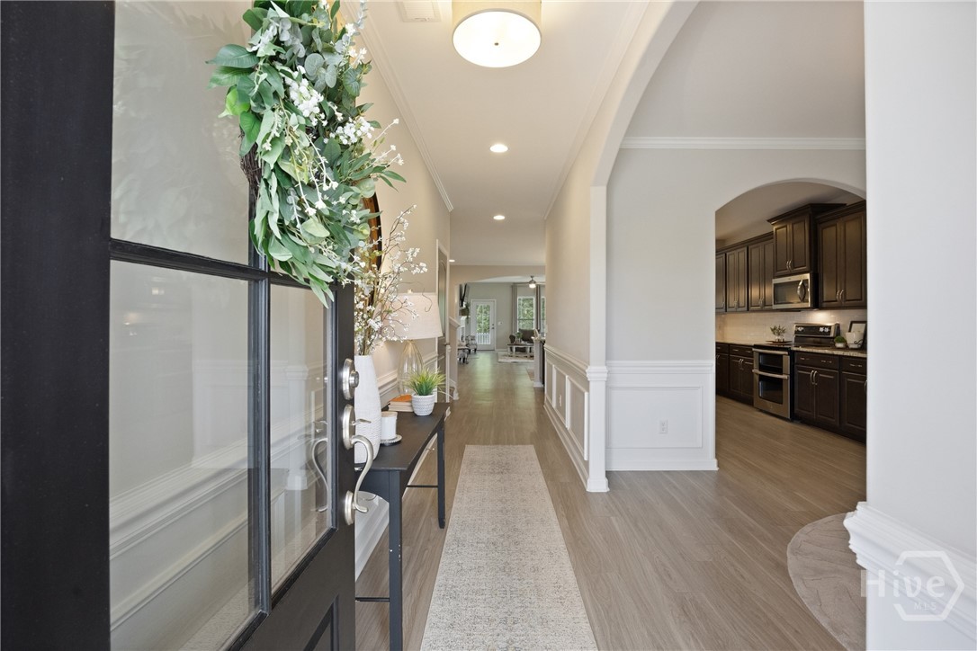 196 Willow Point Circle