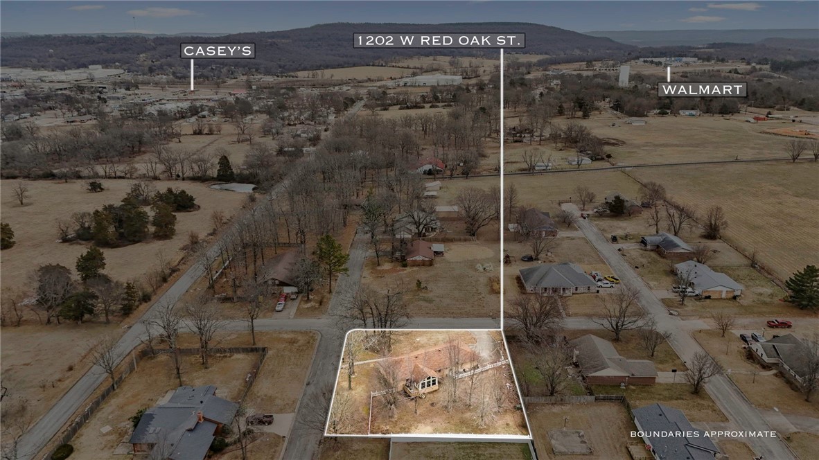 1202 W Red Oak Street