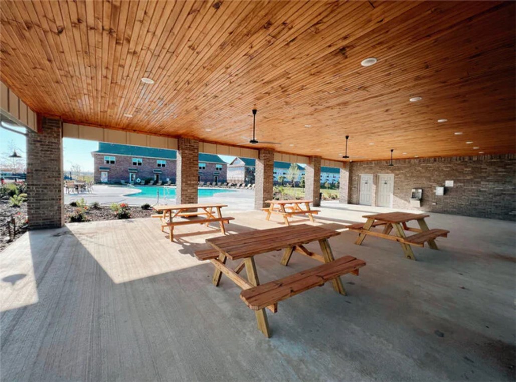 1908 E Endura Park Drive