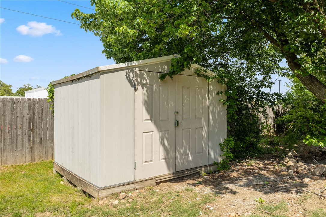 604 Shady Acres Lane