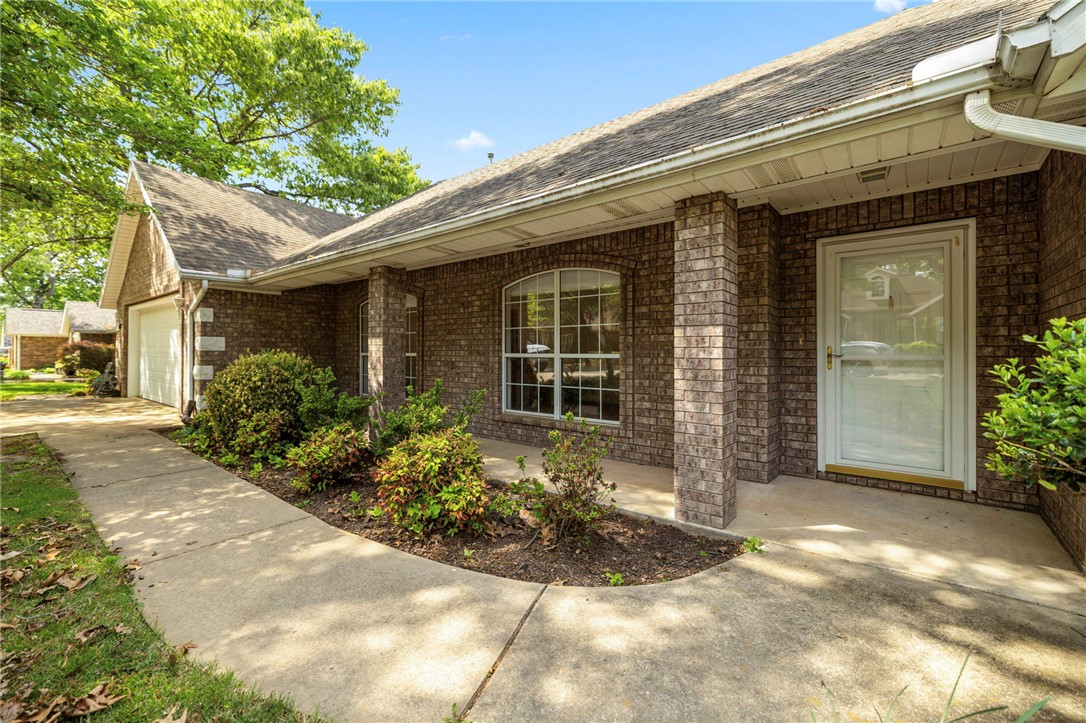 604 Shady Acres Lane