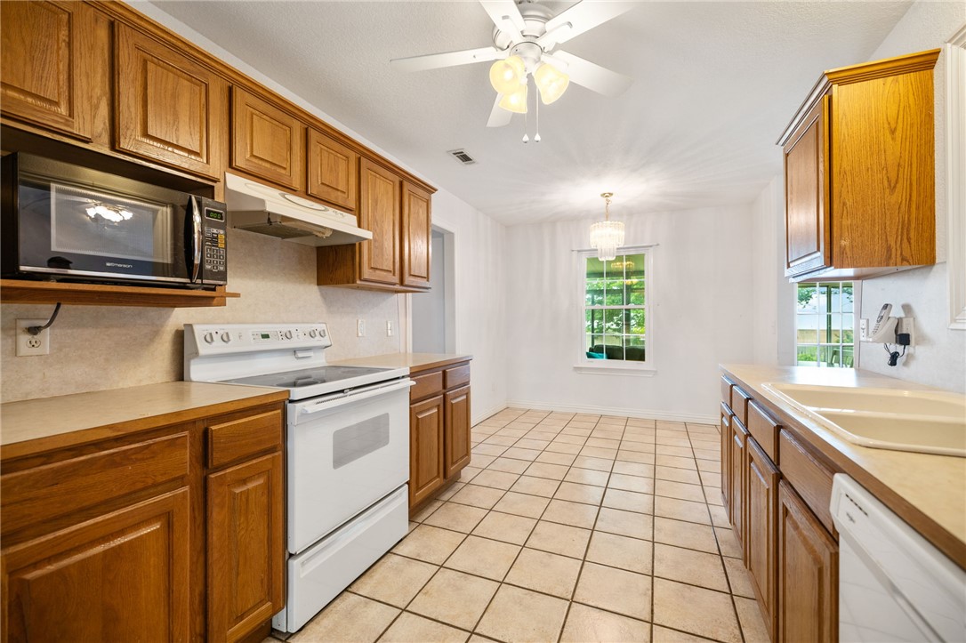 604 Shady Acres Lane