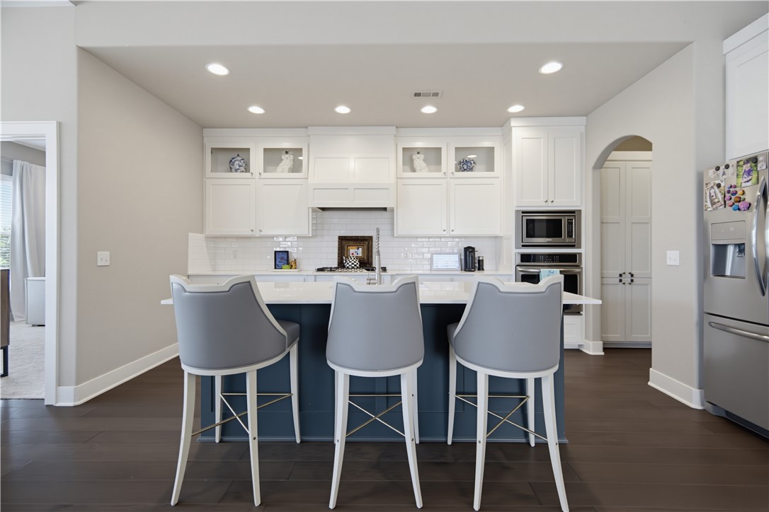 4697 W Marble Ridge Drive