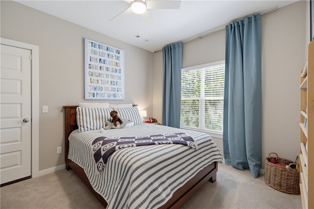 4697 W Marble Ridge Drive