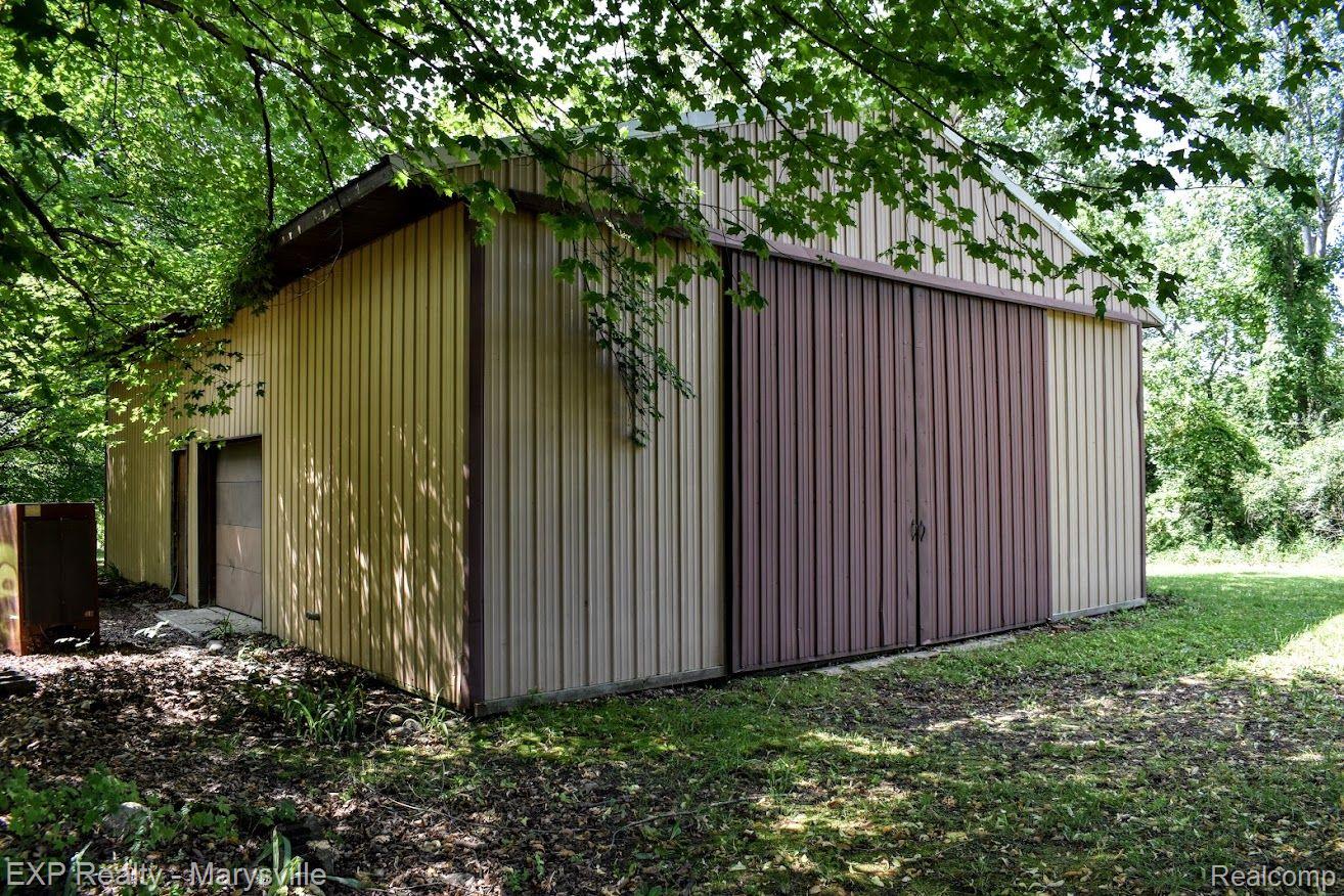 4444 CHURCHILL Road