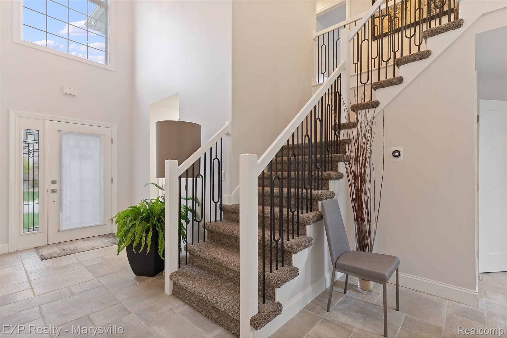 3105 ABERDEEN Court