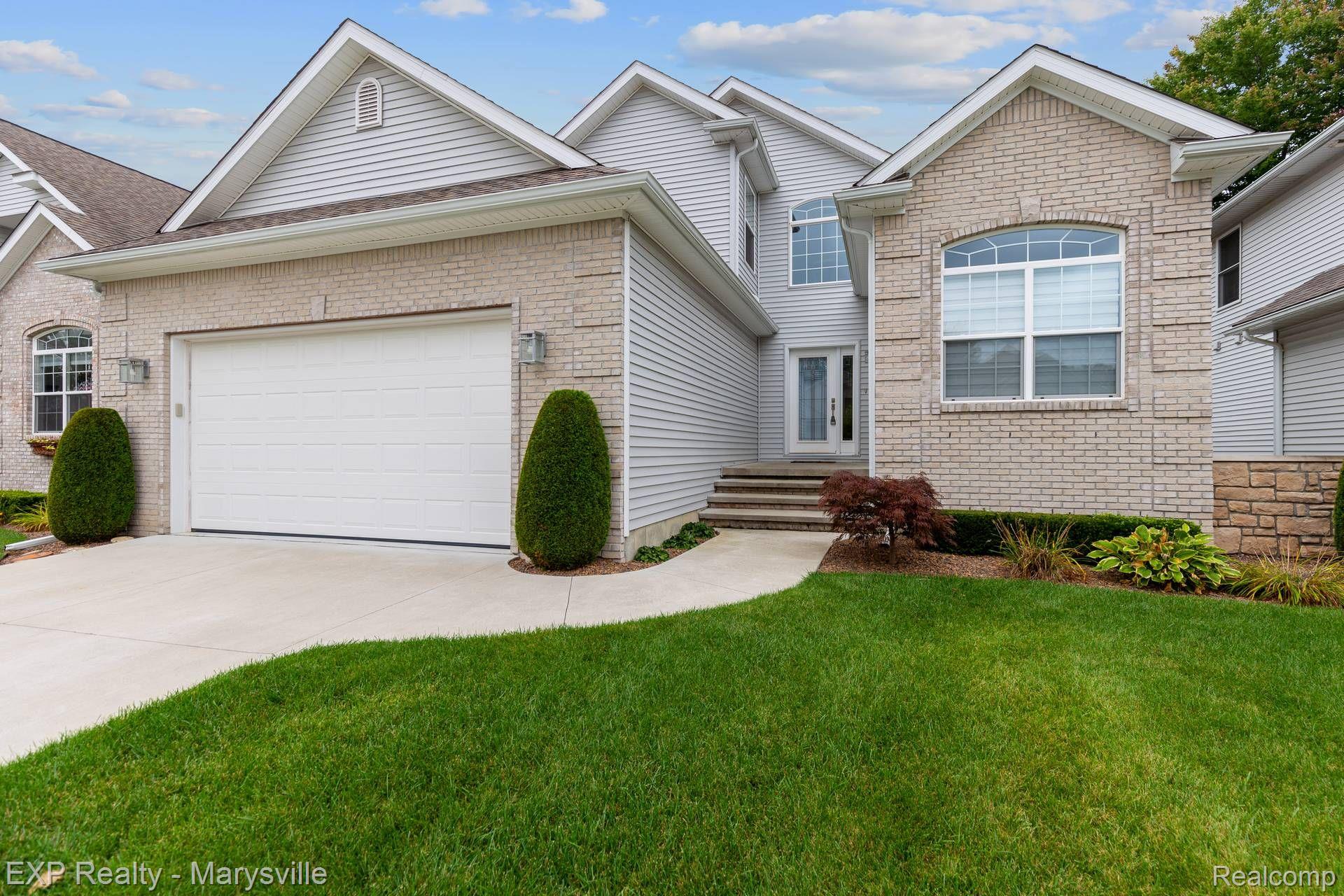 3105 ABERDEEN Court