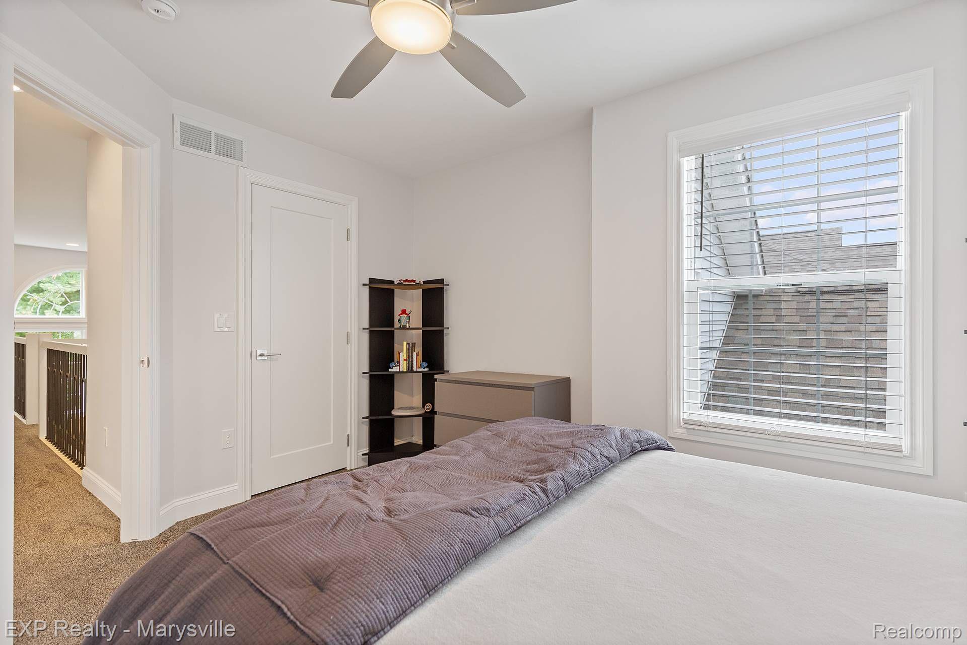 3105 ABERDEEN Court